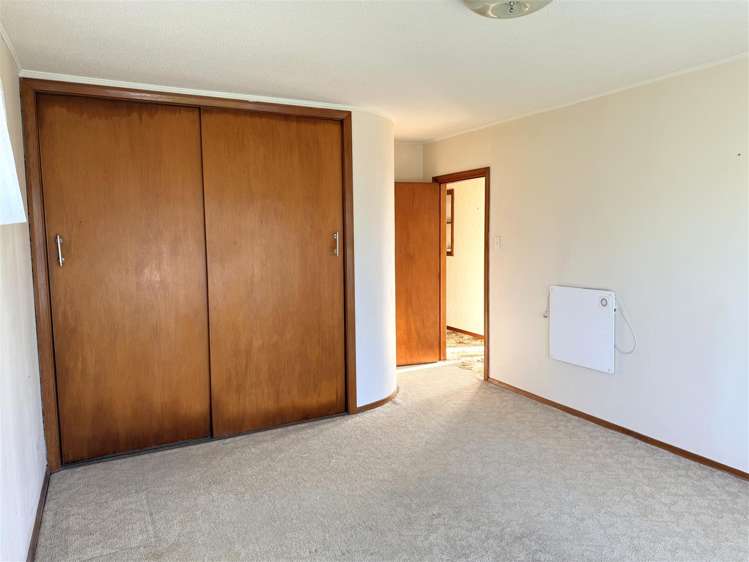 7 Gilbert Road Paroa_14