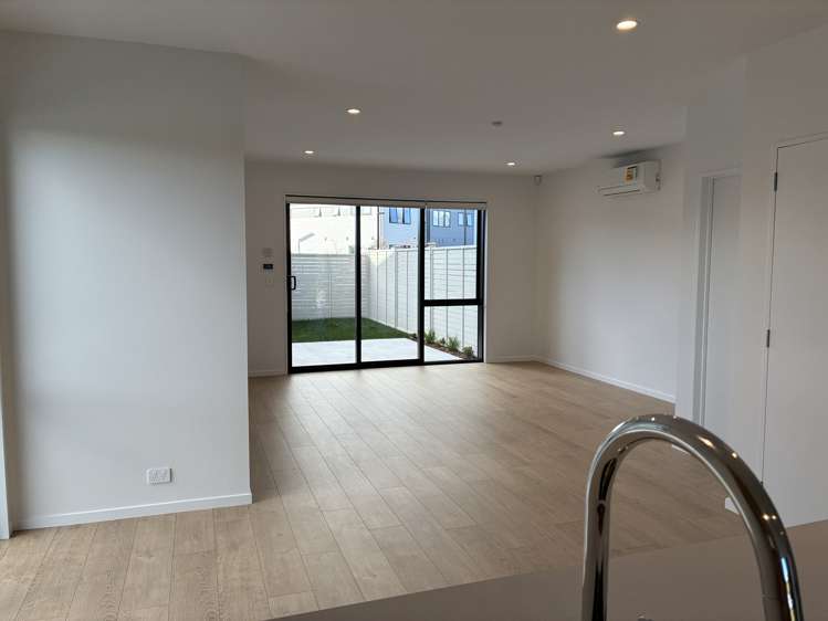 131 WAITUARUA DRIVE "Waiata Shores" Takanini_6