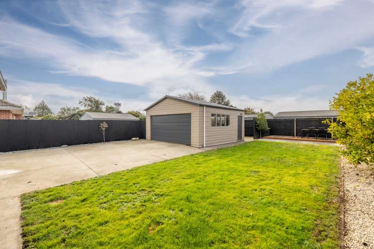 72 Greenhaven Drive Burwood_16