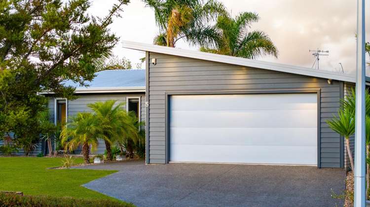 5 Featherstone Drive Flagstaff_1