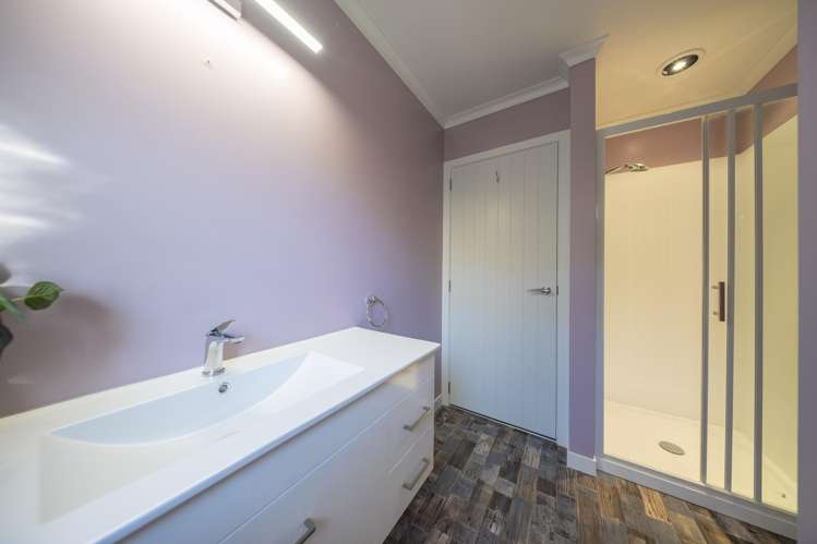 454D/Te Anau Milford Hwy Te Anau_24