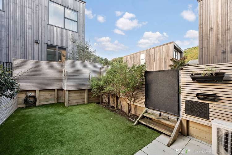 3/20 Trent Street Island Bay_8