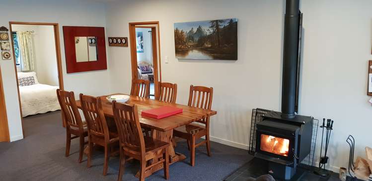 13 Penlington Place Akaroa_14