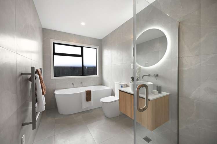 17 Auburn Green Peacocke_10