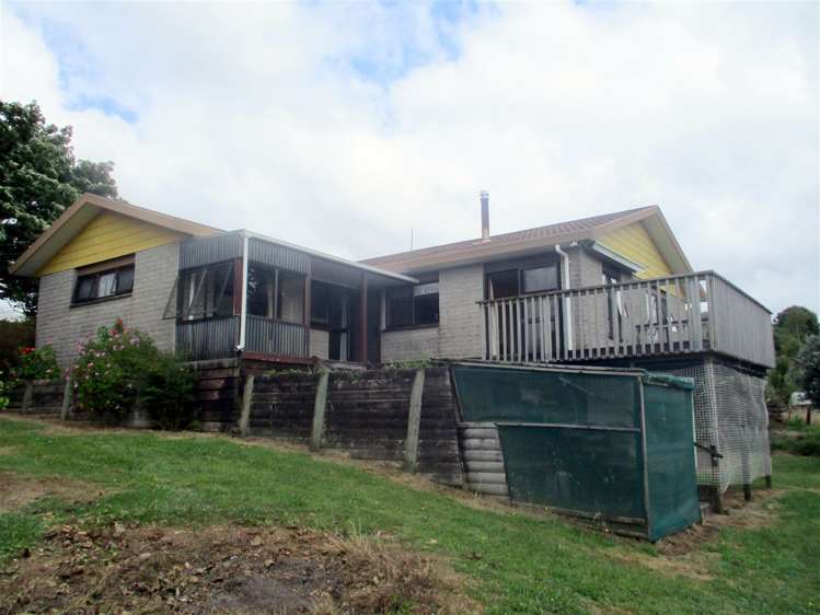 32 Poland Street Waikino_5