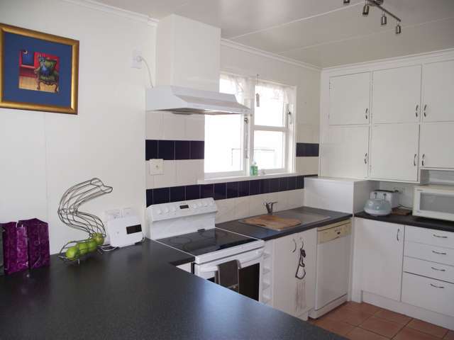 9 George Street Stokes Valley_3