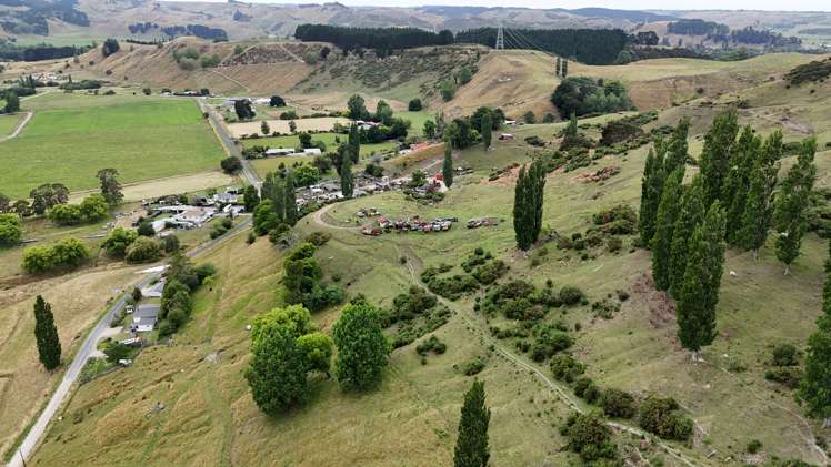 237 Waireka Road Papaiti_2