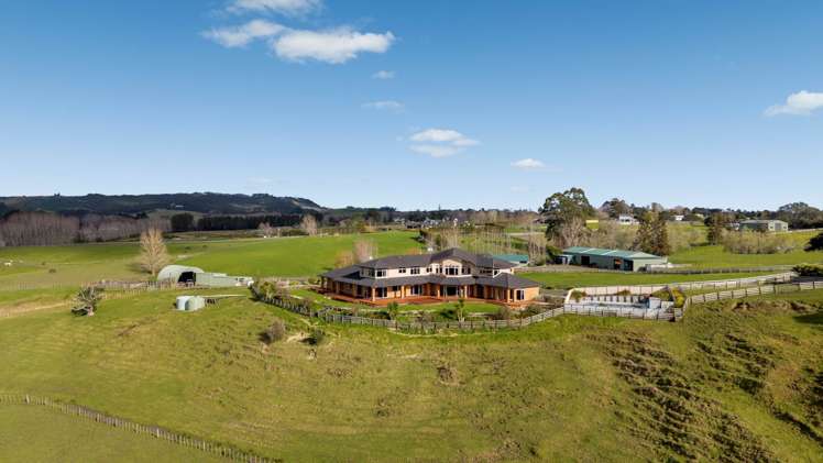 48 Porterfield Road Whitford_31