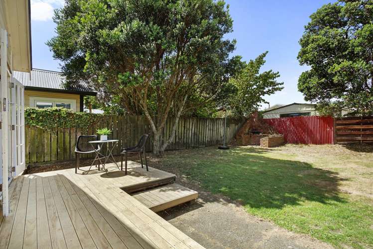 2 Patrick Street Petone_15