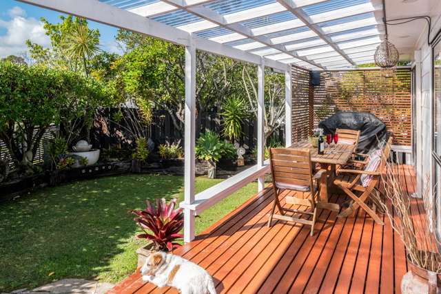 63 Marendellas Drive Bucklands Beach_1