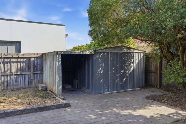 6 Quantock Place Burwood_27