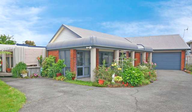 107b Ocean Road Whangamata_1