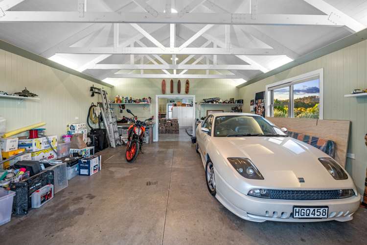 35 Lloyd Drive Wainui_26