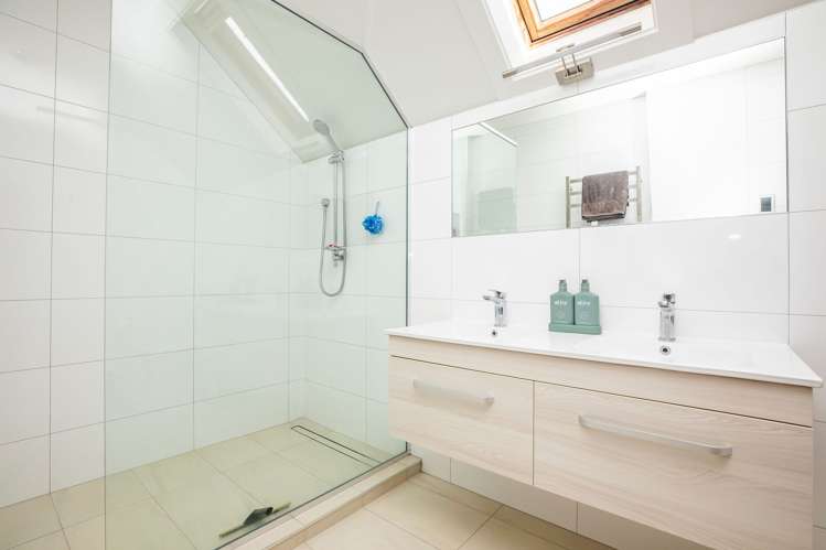 19 Broadway Avenue Highfield_13