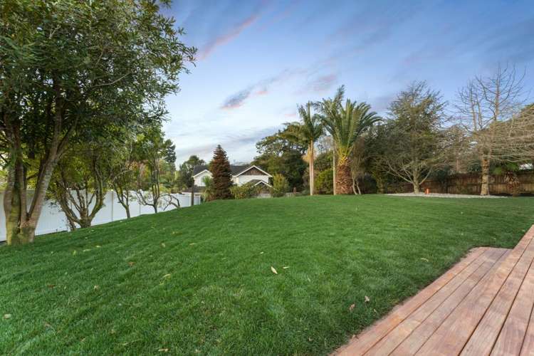 11 Almond Grove Greenhithe_21