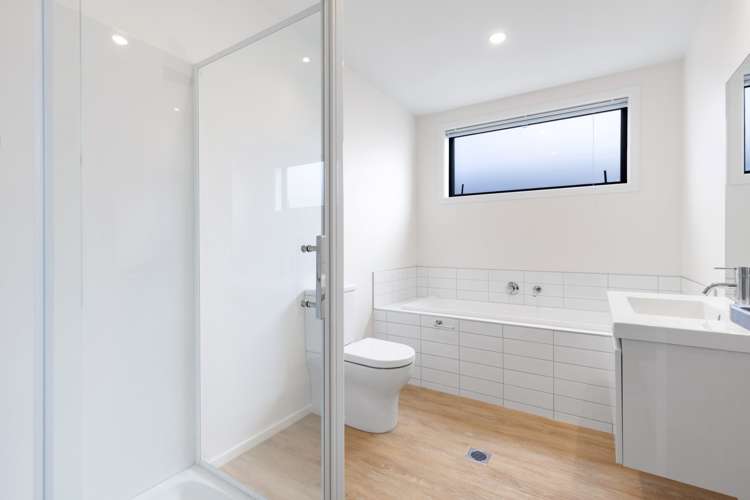 6 Bellamore Street Dalefield/Wakatipu Basin_11