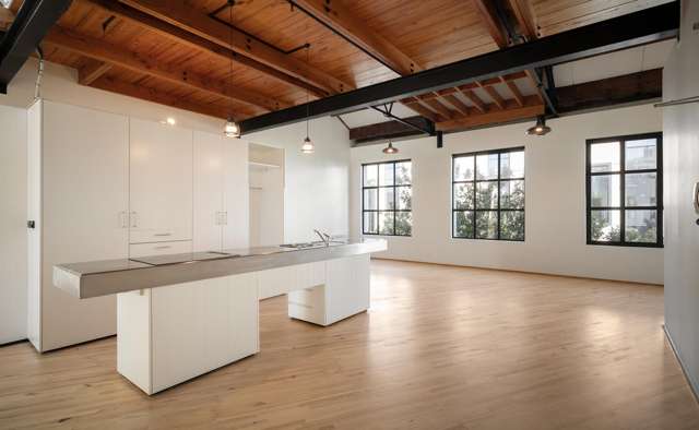 Axis Building Office | Level 3, Suite 16