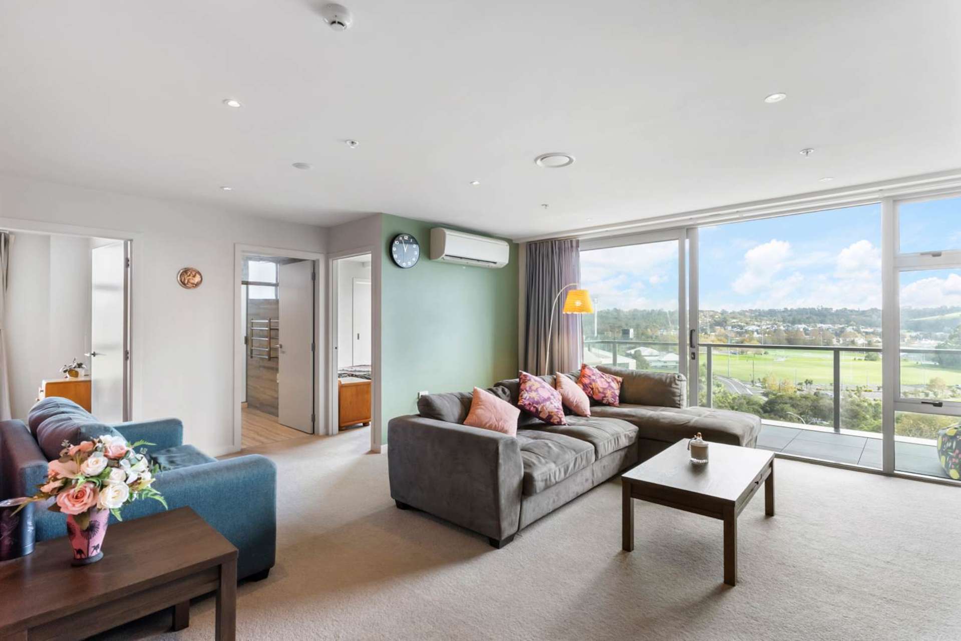 502/25 Don Mckinnon Drive Albany_0