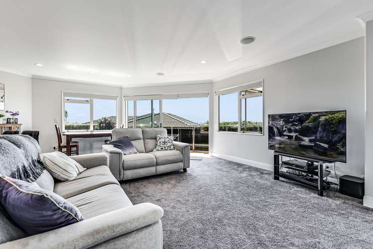 21 Highgrove Drive Grandview Heights_4