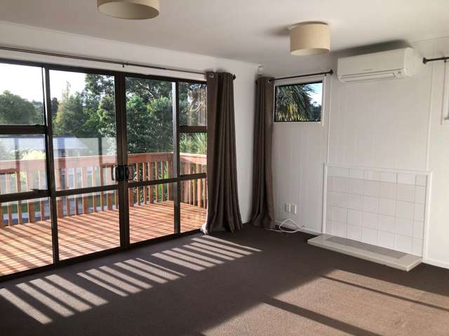 35 Taipari Road Te Atatu Peninsula_1