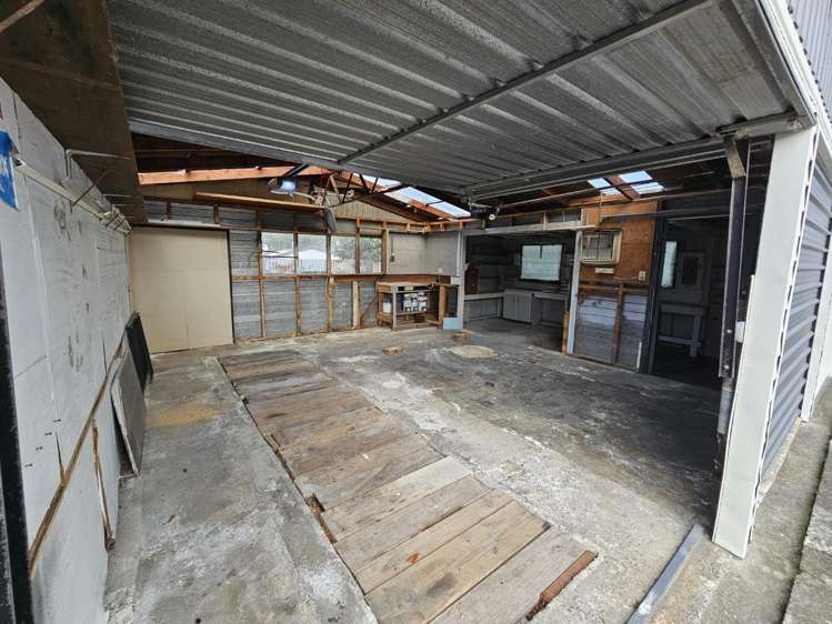 47A Glamis Ave 10825_21