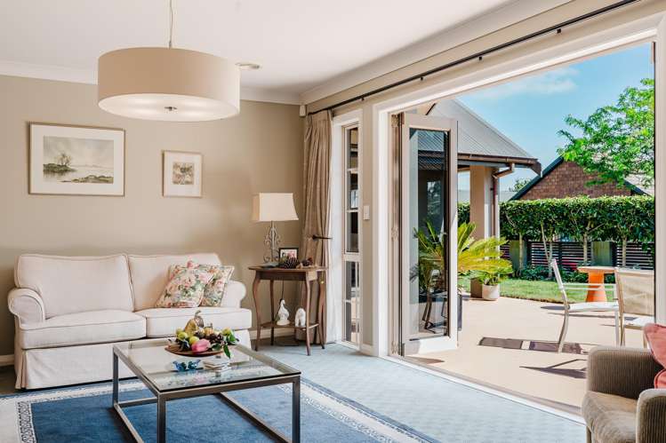 1 Westbury Mews Huntington_11