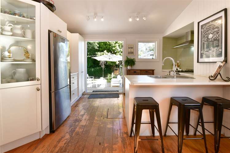 25 Kowhai Street Helensville_22