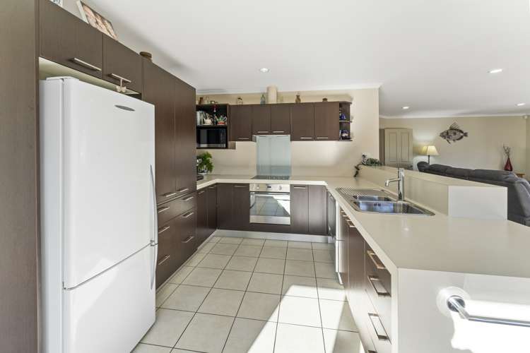 396 Suffolk Road Stoke_9