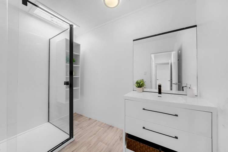 2/464 Great South Road_5