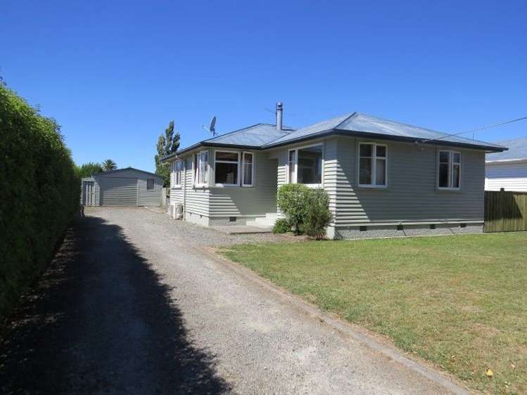 16 Costley Street Carterton_13