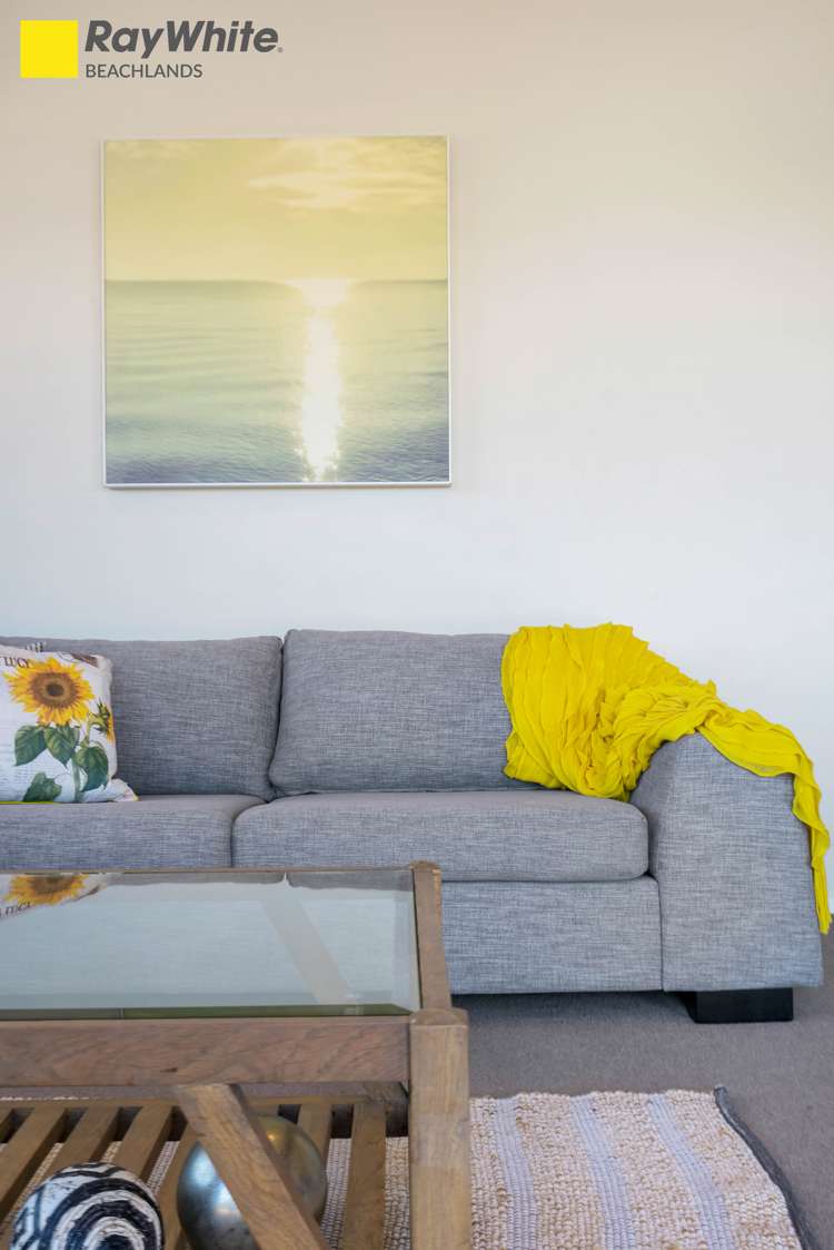 35 Pine Harbour Parade Beachlands_24