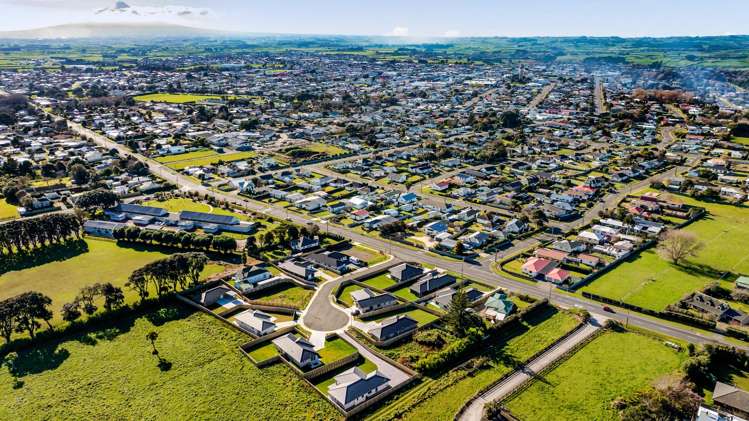 7 & 8 Atea Place Hawera_8