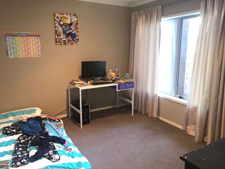 68 Intrepid Crescent Beachlands_7