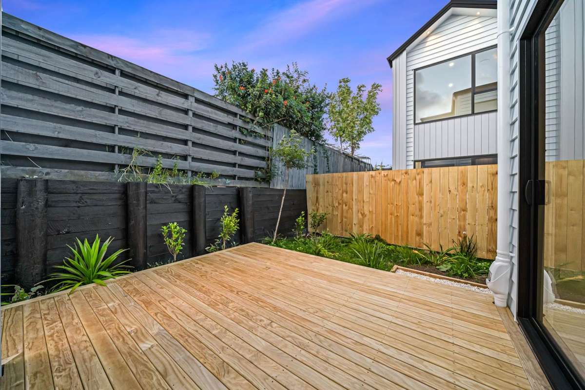 15,17&19 Quibray Place_5