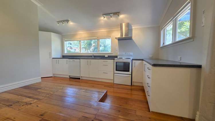 28 Bay Street Petone_10