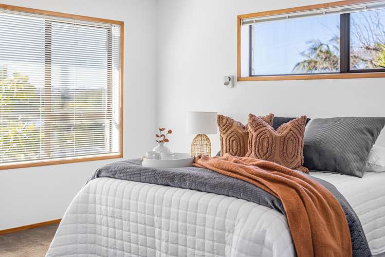 55 Dignan Street Point Chevalier_17