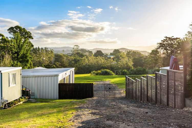 151 Simpson Road Henderson Valley_40