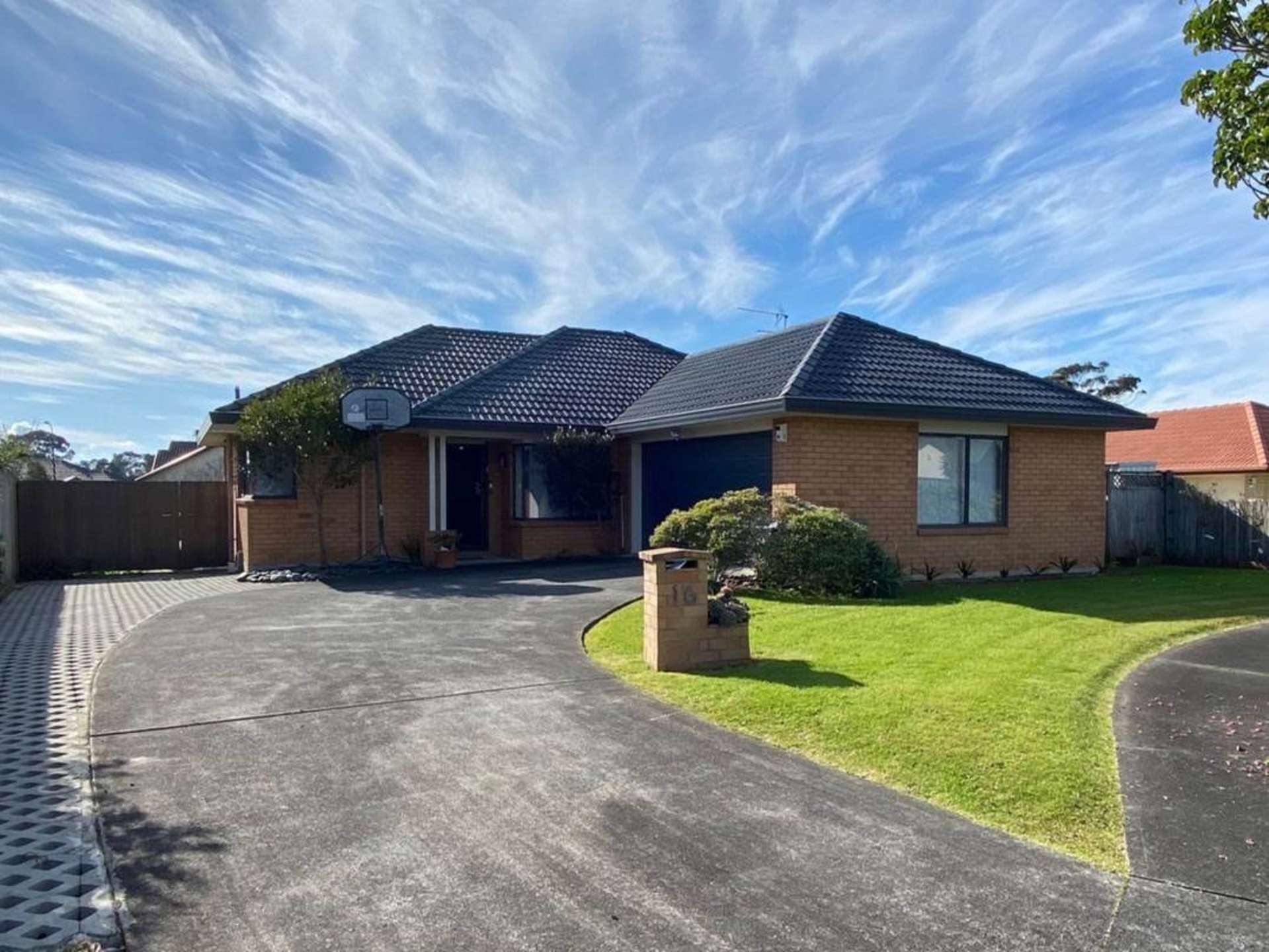 16 Brompton Place Burswood_0