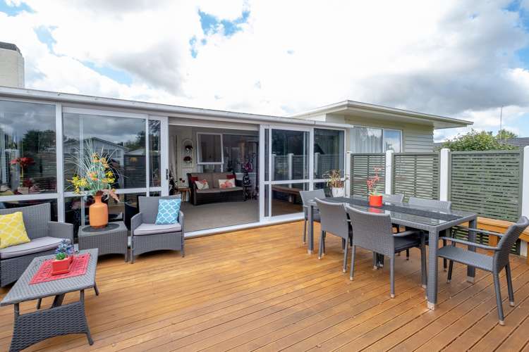 16 Montjoy Street Stratford_7