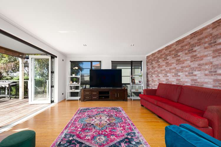 9 Clansman Terrace Gulf Harbour_16