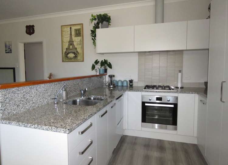 15 Sinnamon Street Reefton_5