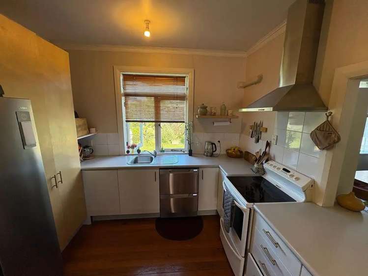 88 Montrose Rd 10511_1