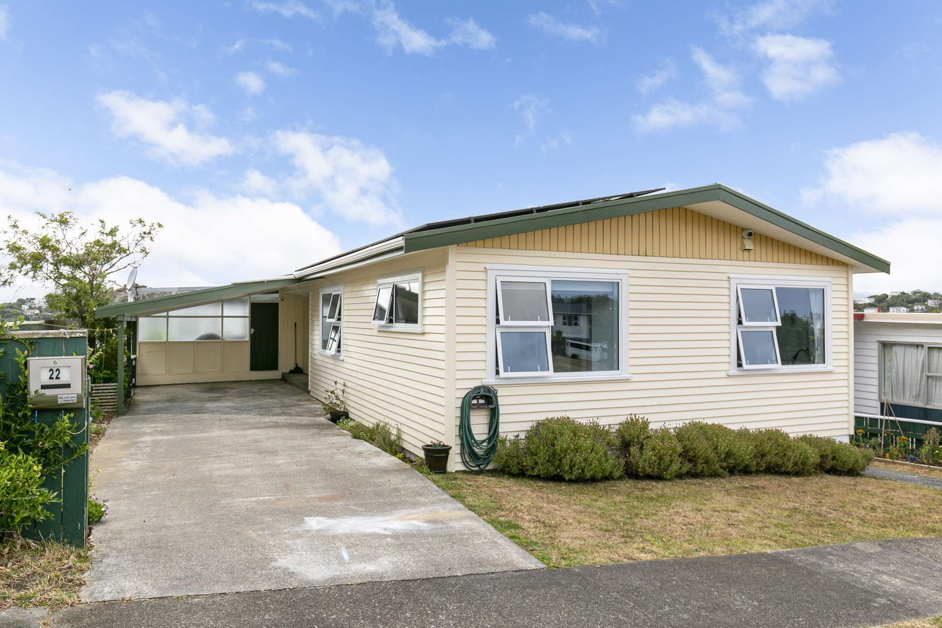 22 Waiwera Crescent Maupuia_0