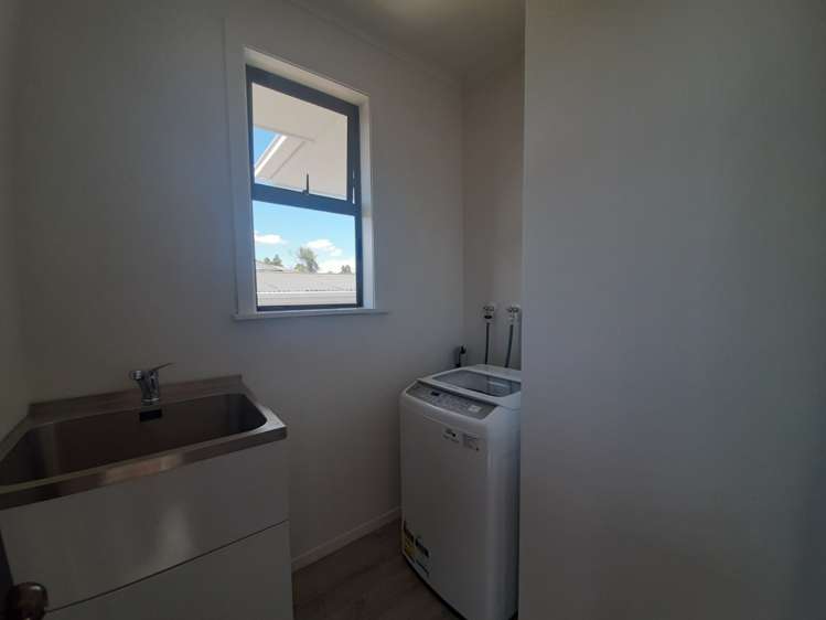 1 Alan Avenue 11401_14