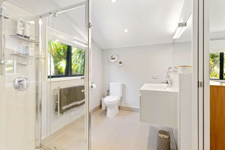 56 Wood Bay Road Titirangi_16