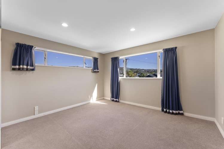 175 Rocking Horse Road Southshore_15