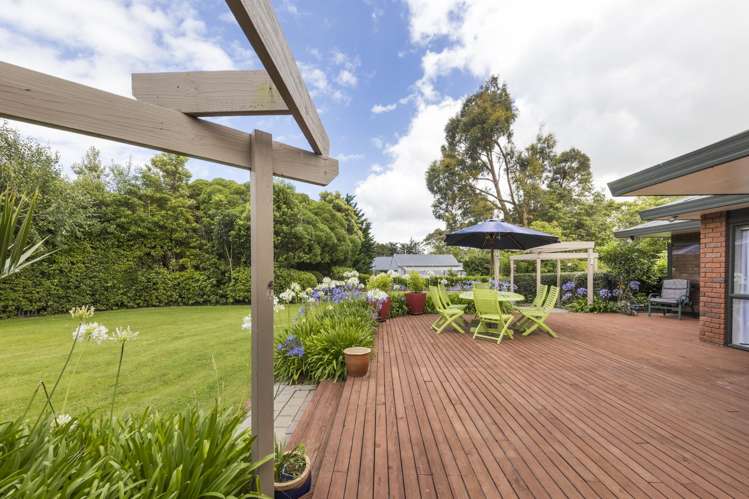 234 Polson Hill Drive Aokautere_16