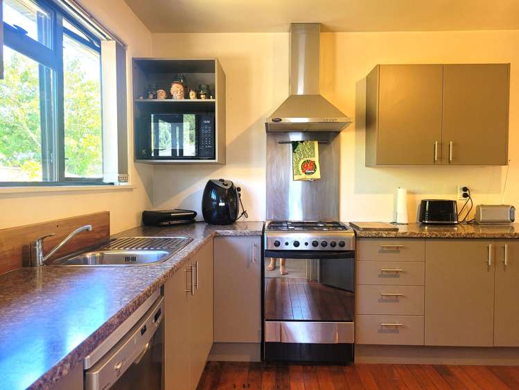 7 Main Street Reefton_5