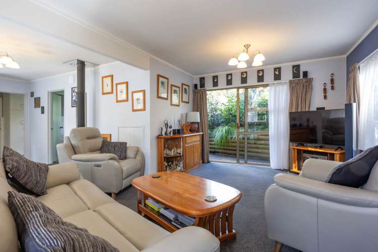 3/8 West Lynn Road Titirangi_22