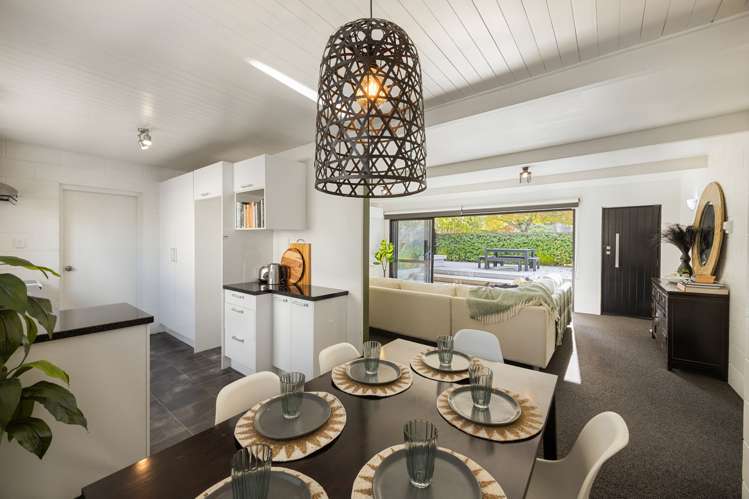 13 Sunnyhills Avenue Glenview_8